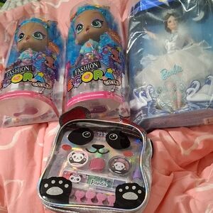 Fashion Girl Doll Set with Panda Backpack Cosmetic Kit and Collector Edition
